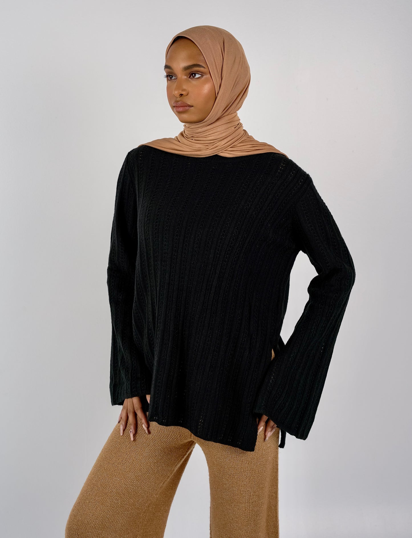 CROTCHET KNIT TOP