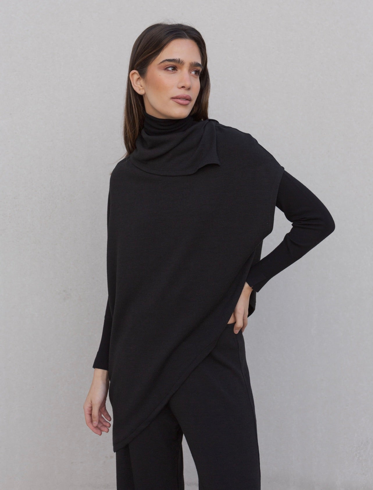KNIT CAPE CO-ORD