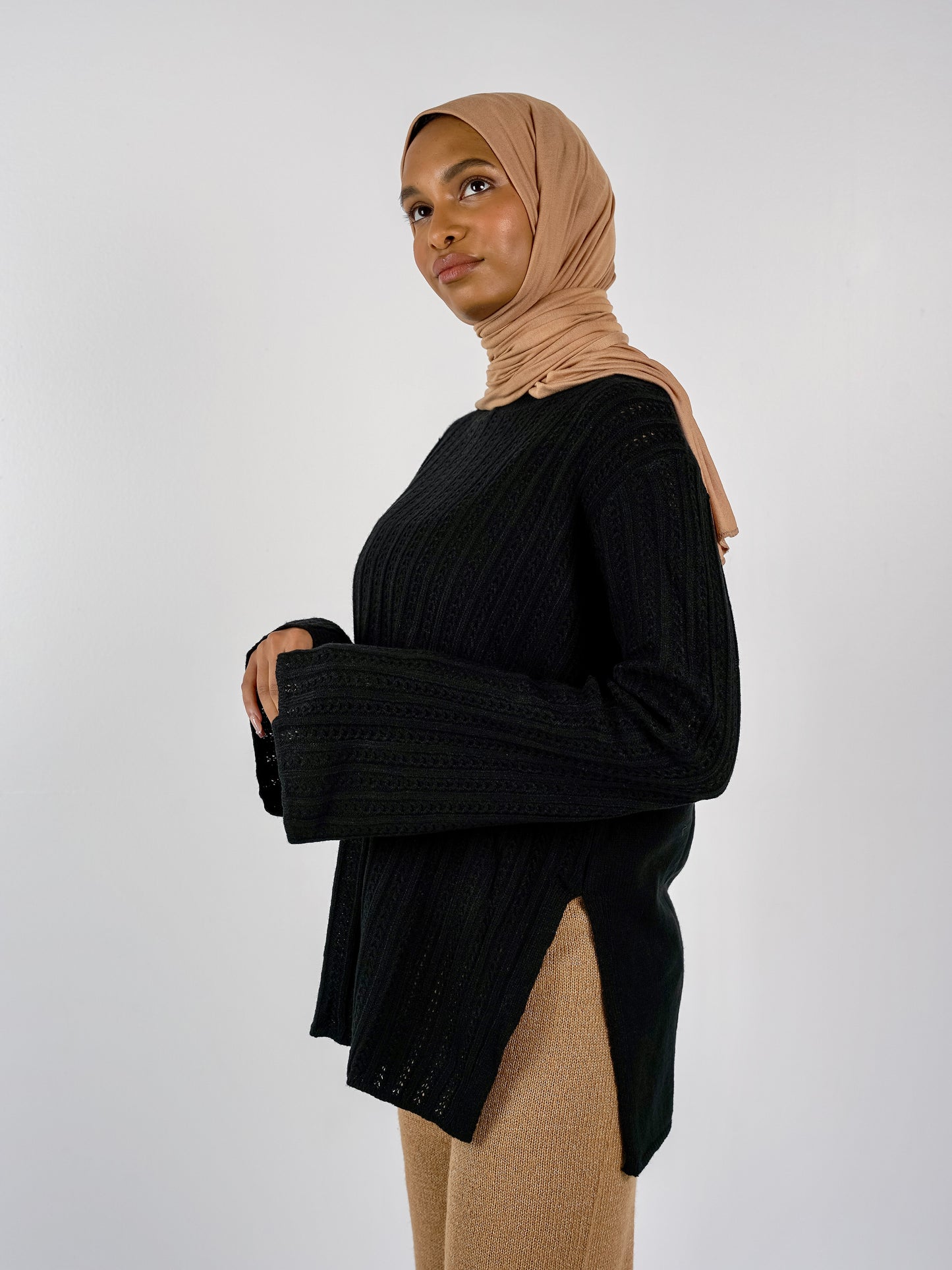 CROTCHET KNIT TOP